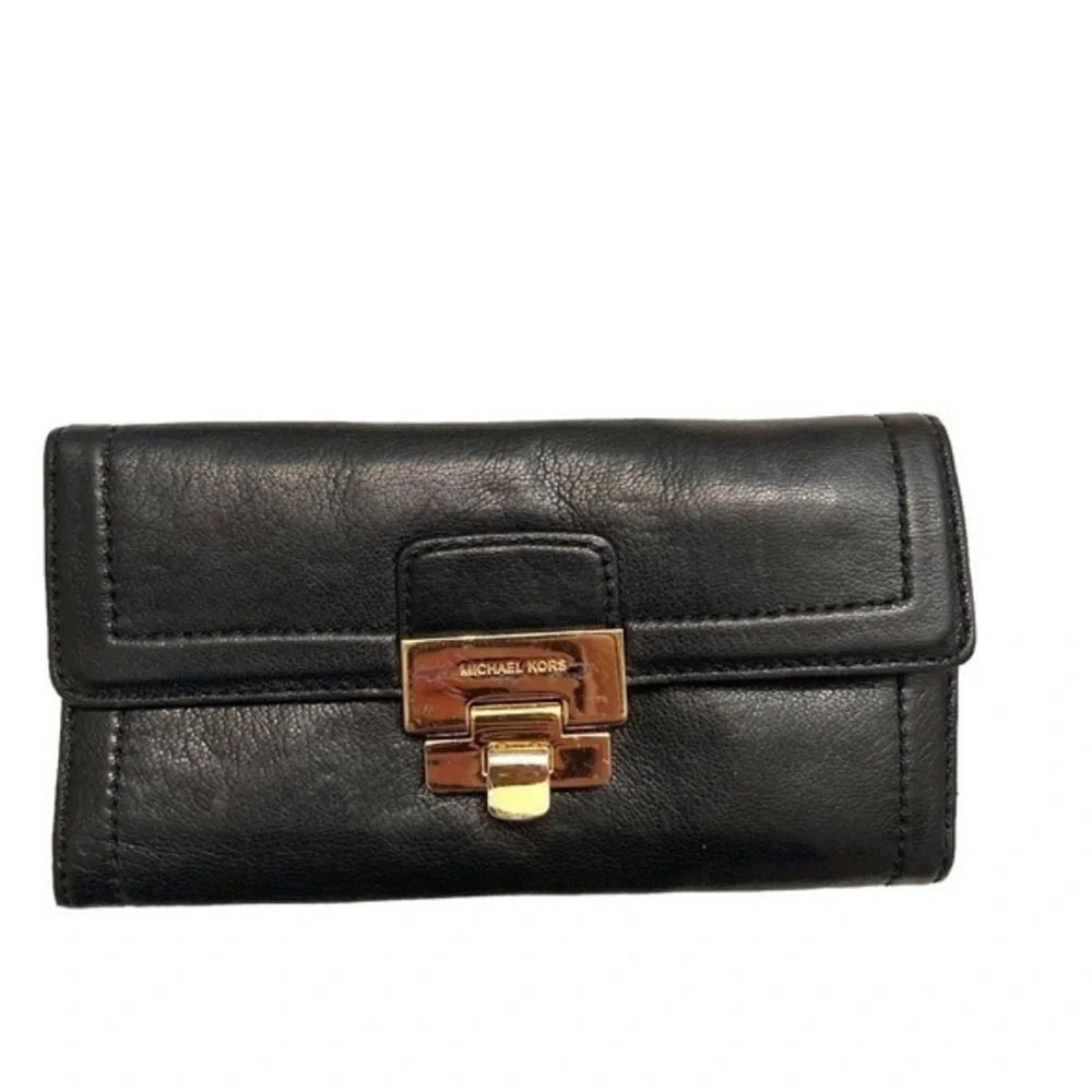 Michael kors black leather wallet